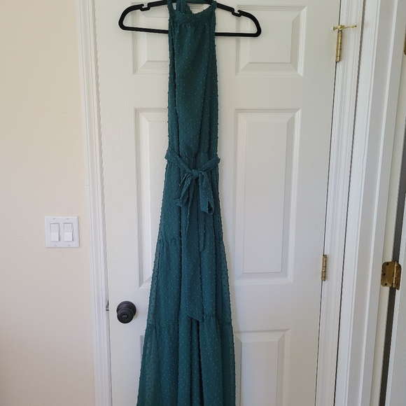 Pretty Long Green Halter Dress Loose Ruffle Maxi - Picture 2 of 7